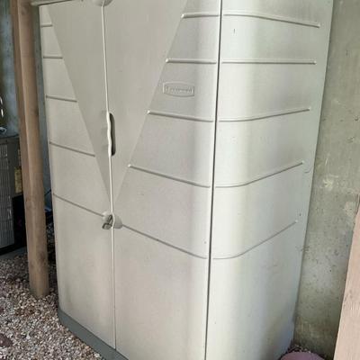 Rubbermaid Outdoor Storage Shed 