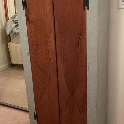 Painted Wheat Carved Pine Wood Cabinet