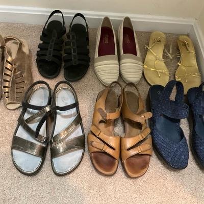 Ladies Summer Sandals Stuart Weitzman Munro 9.5