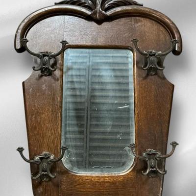 Antique Hat Mirror (29 x 22)
