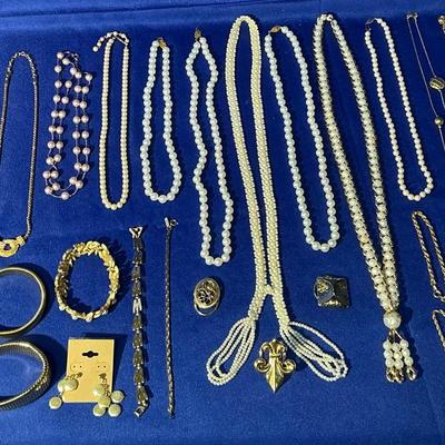 Gold Tone Costume Jewelry Lot #3