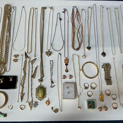 Gold Tone Costume Jewelry Lot #4 