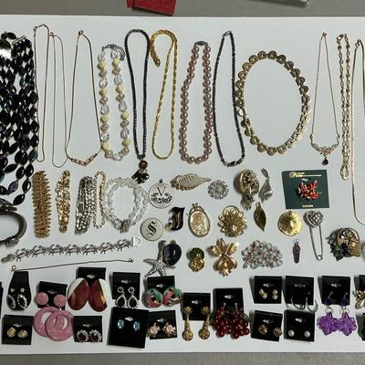 Costume Jewelry incl. Avon, Sarah Coventry