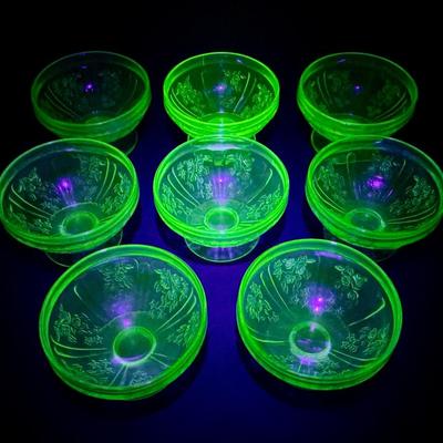 Cabbage Rose Uranium Depression Glass Sorbet Cups (8 Count)