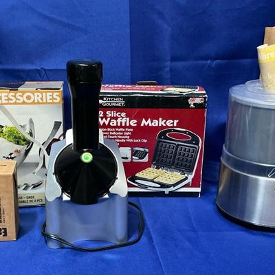 Waffle Maker, Ice Cream Maker, Pampered Chef And Yonannas