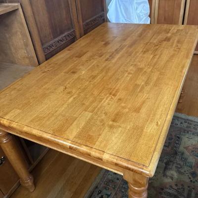 Sale Photo Thumbnail #16: dining table