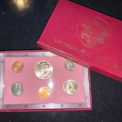 Uncirculated coins