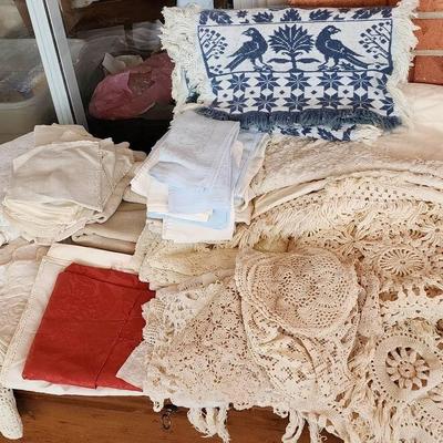 Tableware, Runners, Linens #1