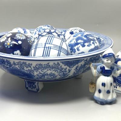 Chinoiserie Blue & White 