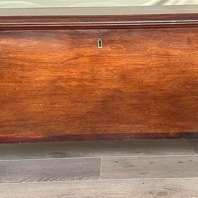 Lambrecht Cedar Lined Blanket Chest