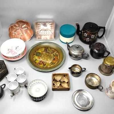 Very Eclectic Vintage Kitchenware 