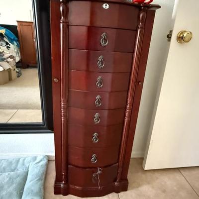 Sale Photo Thumbnail #59