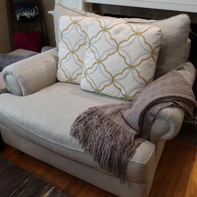 Sale Photo Thumbnail #3