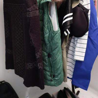 Sale Photo Thumbnail #143