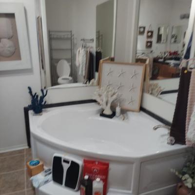 Sale Photo Thumbnail #70