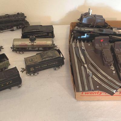 Vintage O Gauge Train Cars And Track #1