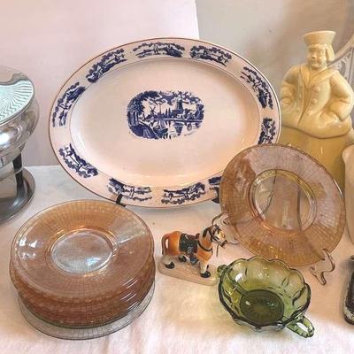 Vintage hazel Atlas windmill checkerboard seven Marigold, one green and one clear salad plates
