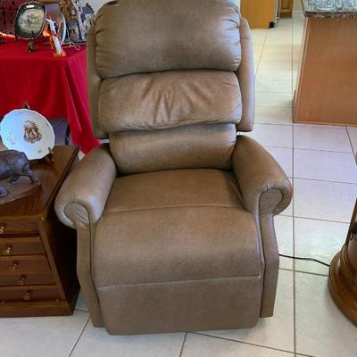 Sale Photo Thumbnail #158