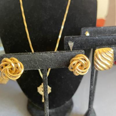 Sale Photo Thumbnail #26