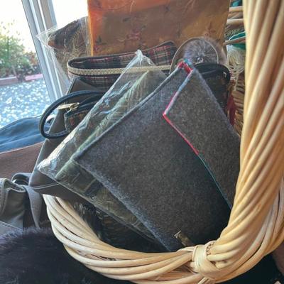 Sale Photo Thumbnail #169
