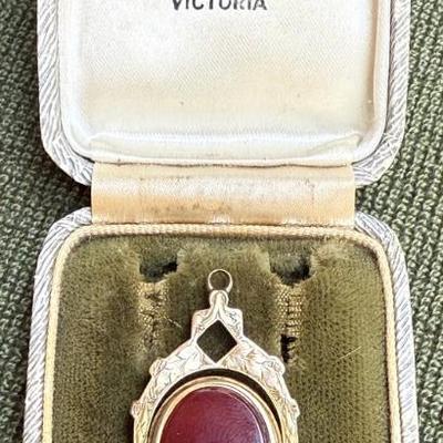 Antique 9k fob bloodstone and carnelian