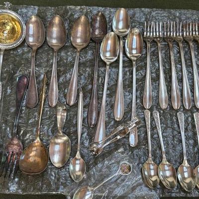 Random non sterling flatware pieces
