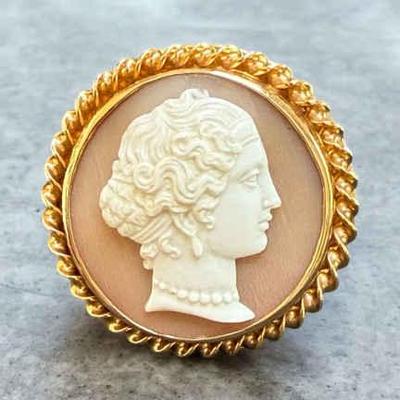 1890 shell cameo ring