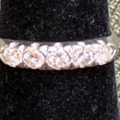 1934 gold diamond wedding band