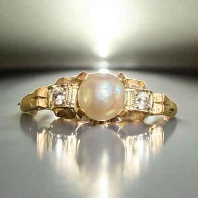 10k gold pearl ring