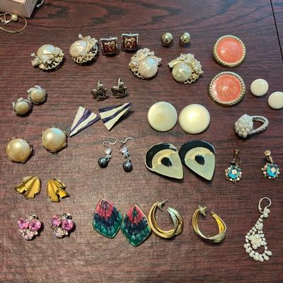 Sale Photo Thumbnail #24