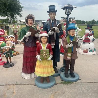 Sale Photo Thumbnail #29: Life size carolers 