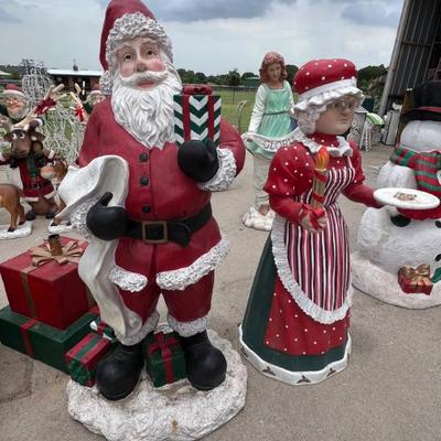 Sale Photo Thumbnail #32: More fiberglass Christmas 