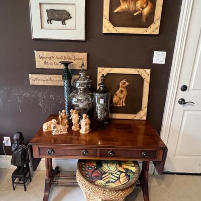 Sale Photo Thumbnail #7: Antique drop leaf table, sea grass stools/tables