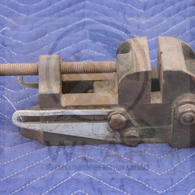 Sale Photo Thumbnail #157