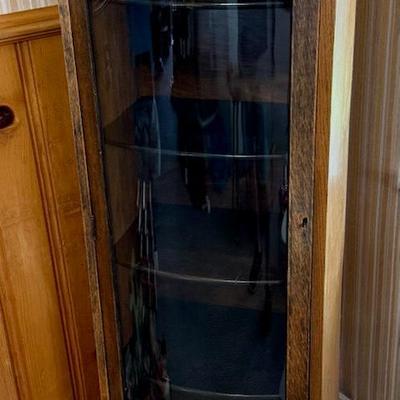 Antique Tiger Oak Curio Cabinet With Curved Glass Front