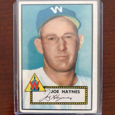 1952 Topps Baseball Card. Joe Haynes - Washington Senators #145