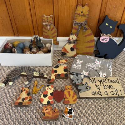 Country Cottage Cat Decor With Wood & Shelf Sitters (Group 2)