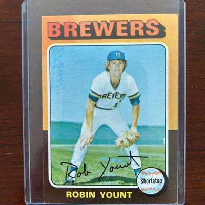 1975 Topps Baseball Card. Robin Yount Rookie Card #223