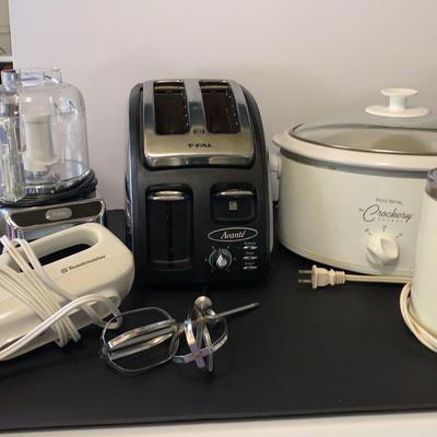 Kitchen Aid Food Processor, T-Fal Toaster, Toastmast Mixer, Coffee Grinder, West Bend Crockpot