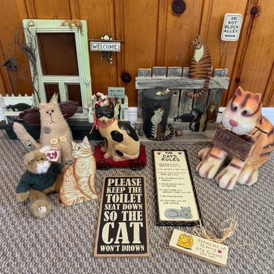 Country Cottage Cat Decor (Group 1)