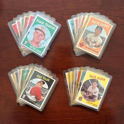 1959 Topps Baseball Cards.  25 Total Cards