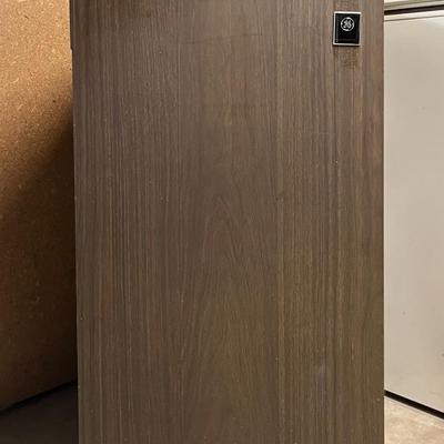 GE #SC4DLB Mini Fridge (Refrigerator), 1990
