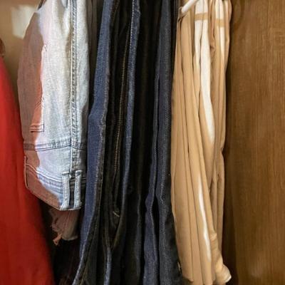 Sale Photo Thumbnail #398