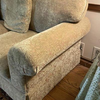 Sale Photo Thumbnail #552