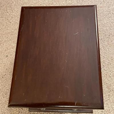 Sale Photo Thumbnail #652
