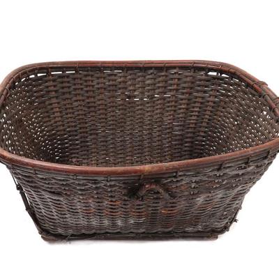 Sale Photo Thumbnail #436: Lot 436 filipino labba farmwork basket with handles