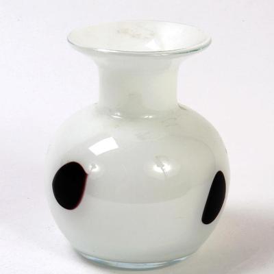Sale Photo Thumbnail #501: Lot 501 lovely squat glass flower vase
