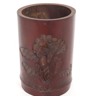Sale Photo Thumbnail #379: Lot 379 lovely carved chinese brush pot winscription