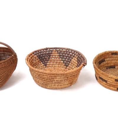 Sale Photo Thumbnail #169: Lot 168 group of three vintage baskets from mexico