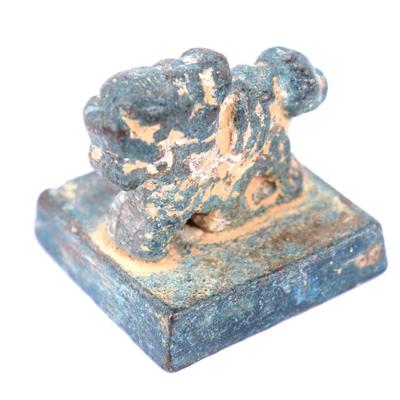 Sale Photo Thumbnail #387: Lot 387 chinese seal stamp foo lion